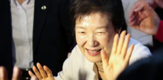 “국힘 도와달라” 박근혜 등판…대구·충청 이어 부산·강원 광폭 행보 : 네이트 뉴스